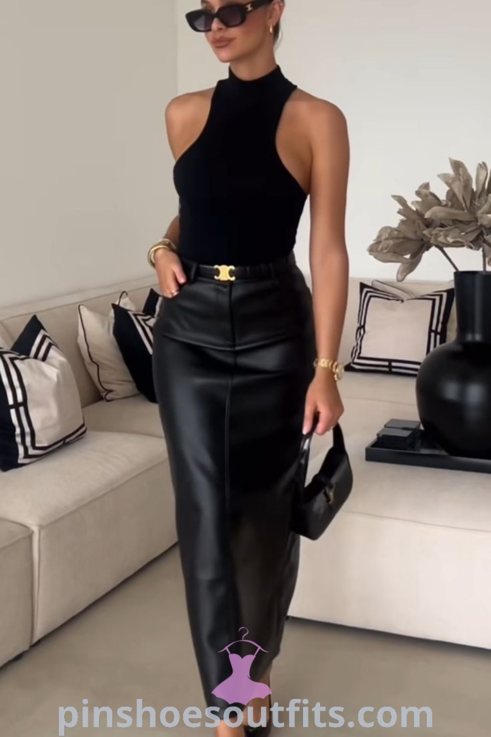 Monochrome style women