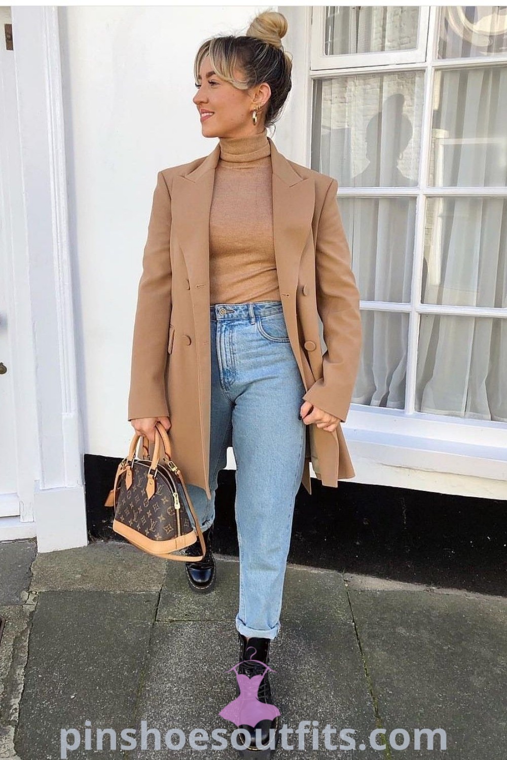 Chic casual blazer outfits featuring a tan blazer styled with a Zara outfit, perfect for Fashion Weeks and winter fashion outfits. Discover stylish outfit ideas that blend comfort and elegance at pinshoesoutfits.com.