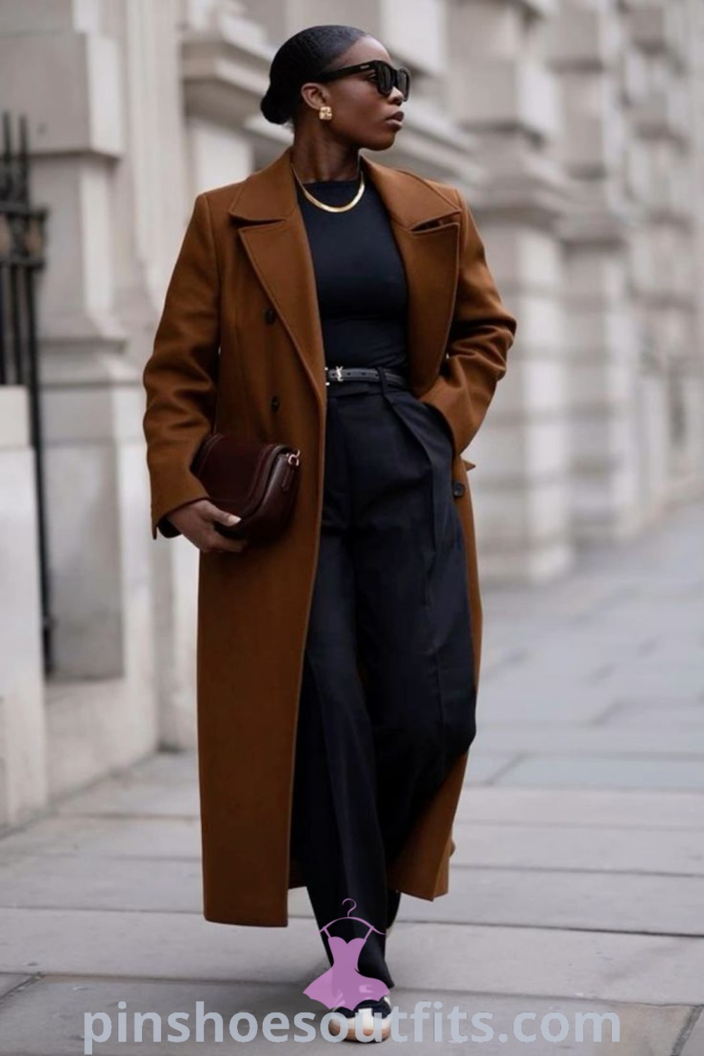 Cute professional outfits displayed with stylish work attire, featuring casual chic options for the office. Perfect business casual outfits for work that are comfortable and elegant. Find outfit inspiration at pinshoesoutfits.com.
