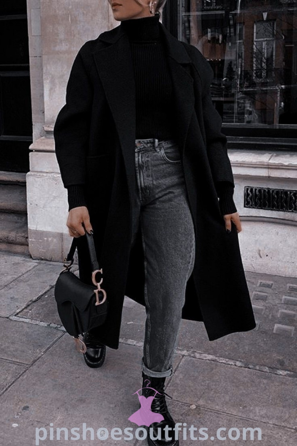Chic winter fashion outfits showcasing stylish work outfit ideas and street style looks for New York and Paris mode. Embrace casual elegance with cold weather outfits that inspire your everyday elegance. Discover more outfit inspiration at pinshoesoutfits.com