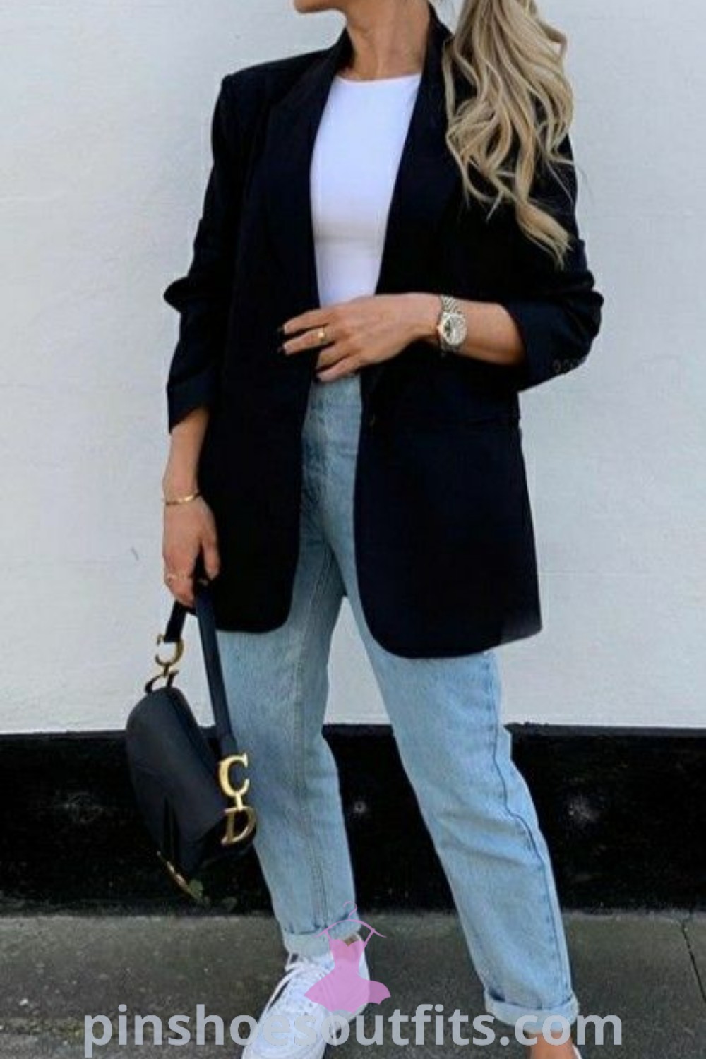 Chic casual work outfits for women featuring stylish blazers, business casual outfits for work, and outfit ideas to inspire your look this season. Perfect for creating super stylish outfits that blend elegance and functionality, ideal for the modern office. Discover more at pinshoesoutfits.com.