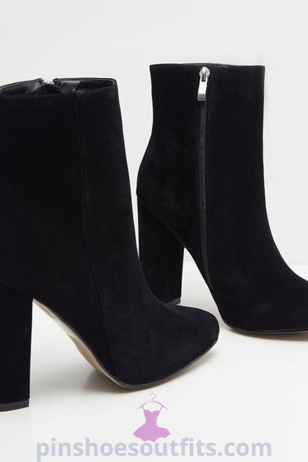 Stylish pointed boots outfit featuring western and toddler winter boots offers elegant outfit ideas for every occasion. This fashion-forward look is perfect for showcasing the best outfits to inspire your look this season, available at pinshoesoutfits.com.